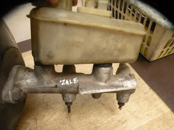 Volvo 740 940 960 Servo + Rempomp image 3