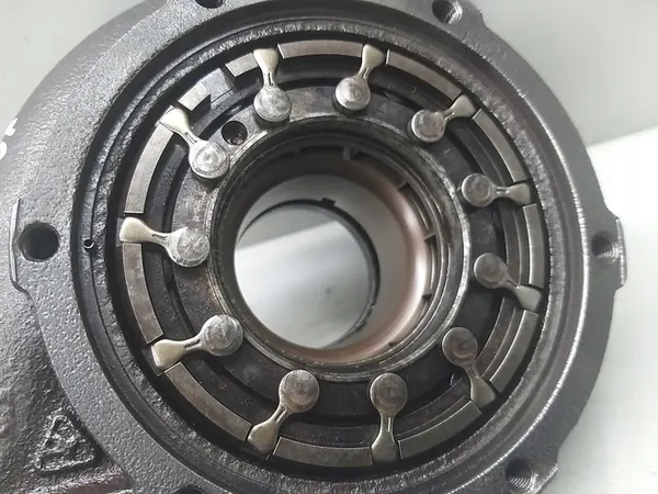 Carcaça de geometria de turbo 3.0 TDI ASB A6 C6 A8 D3 A4 B7 image 10