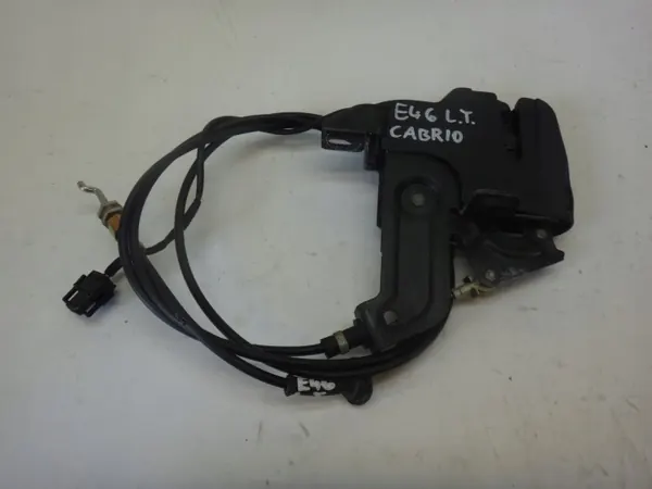 Dakvergrendelhaken links OEM 8248313 BMW E46 Cabrio image 2