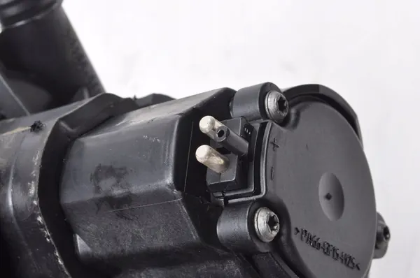 MERCEDES W211 5.0 V8 BOMBA DE AR A0001403785 image 6