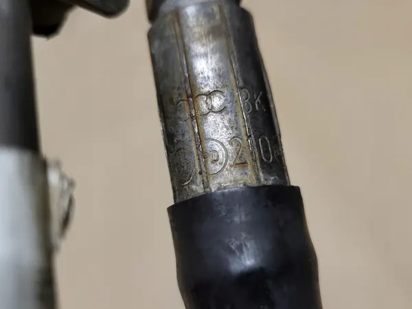 OEM 8K1422893DB Servostyrningsslang för Audi image 8
