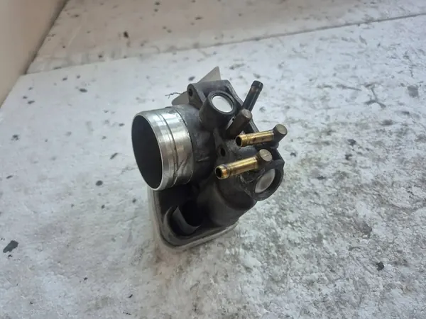 Corpo de borboleta 06A133062AT Audi A3 Sportback VW Golf V 1.6 image 3