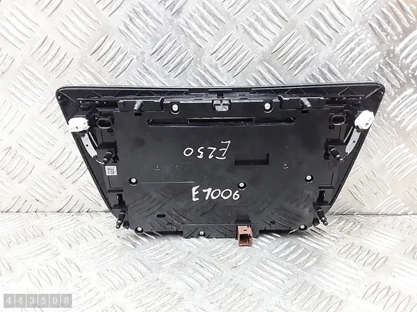 Module de Contrôle Climatique Peugeot 508 E1077075M01 image 2