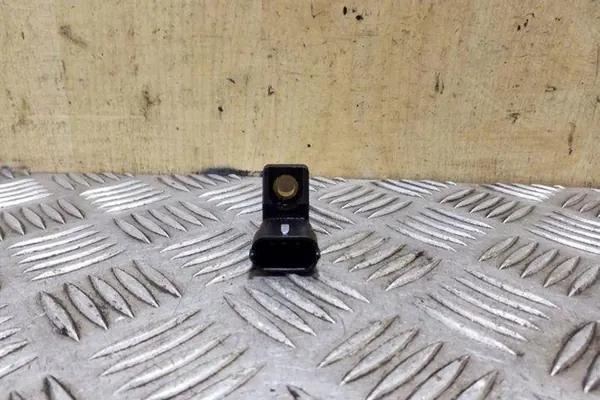 Kampiakselin sijaintianturi MERCEDES-BENZ M (W164) A0041538728 image 5