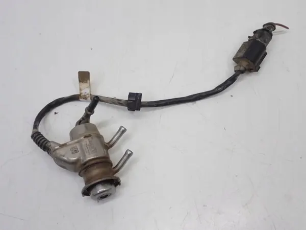 Injector AdBlue OEM 7LA131113C para VW Transporter image 2