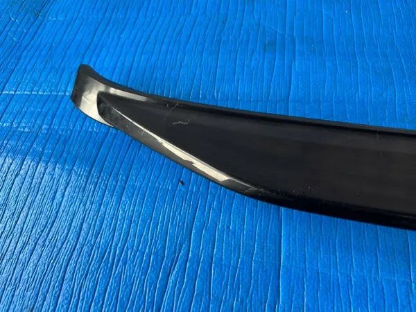 Spoiler de hayon OEM 76812-42150 pour Toyota BZ4X image 7