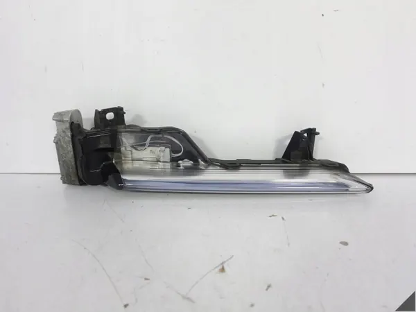 Porsche 911 992 DRL Fram Höger 992941312A image 2