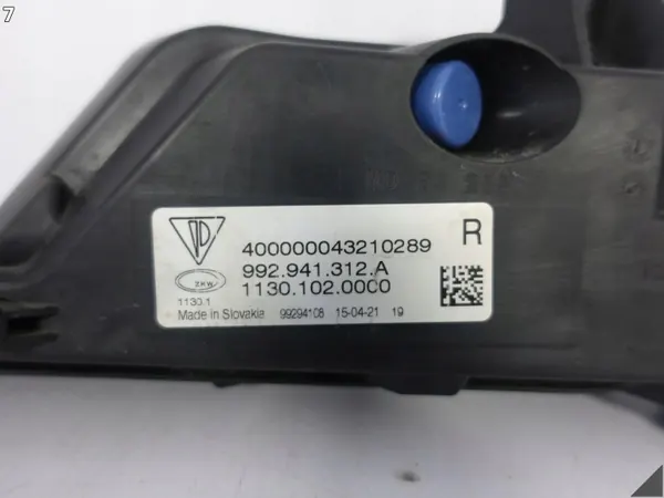 Porsche 911 992 DRL Fram Höger 992941312A image 8