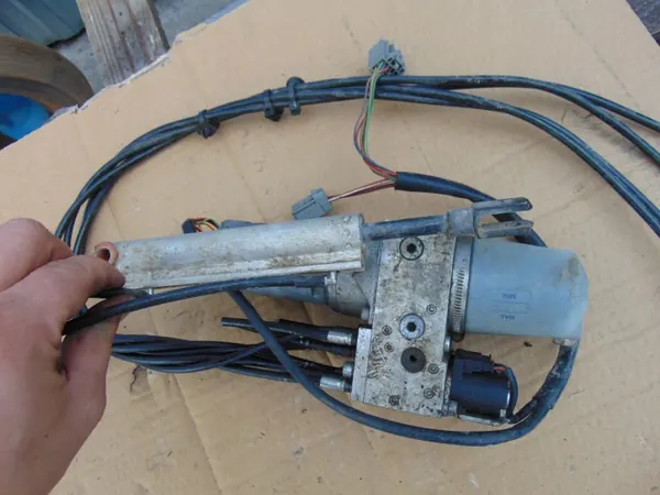 OEM Dachhydraulikpumpe für Focus MK2 Cabrio image 7