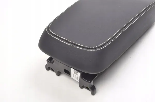 Apoio de Braço Volvo XC40 OEM 32352693 - Usado image 3