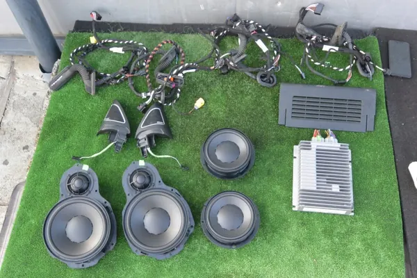 Dynaudio Framhögtalare OEM 3C8837973N 3C8837974N image 2