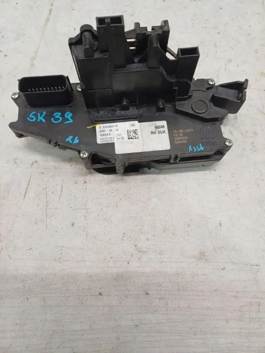 Cerradura Puerta Derecha Maserati MC20 OEM 670158113 image 2