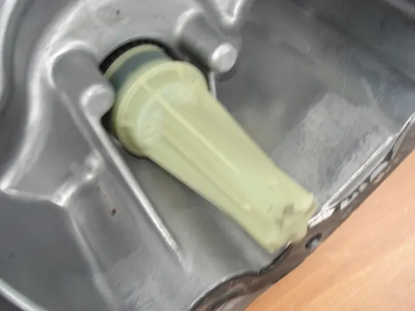 VW AUDI SKODA 1.5 TSI TFSI Oljetank + Sensor image 7