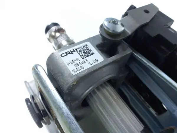BMW M5 Ohjausakseli OEM 6770708 image 3