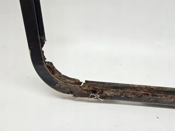 Nissan Patrol Y60 Long frame achter rechts glas OEM image 8