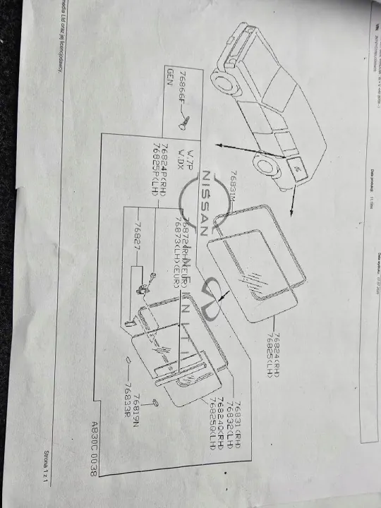 Nissan Patrol Y60 Long frame achter rechts glas OEM image 9