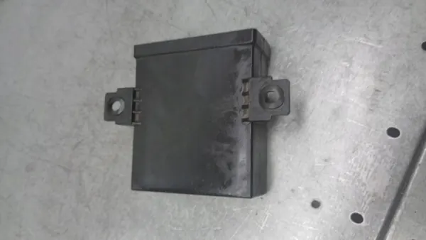 Iveco Daily Wegfahrsperre Modul OEM 41221184 image 3