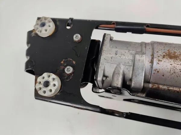 Compressore sospensione BMW OE 6789450 image 7