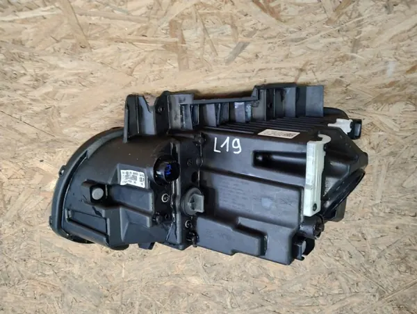 Faros Derecho Hyundai Kona Lift 2020-2023 OEM 92102J9500 image 2