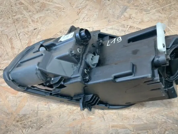 Faros Derecho Hyundai Kona Lift 2020-2023 OEM 92102J9500 image 3