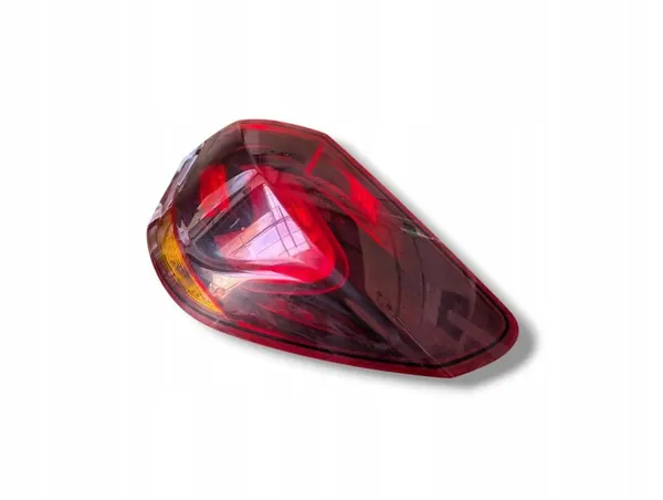 Opel Astra J 2012 Höger bakljus image 3