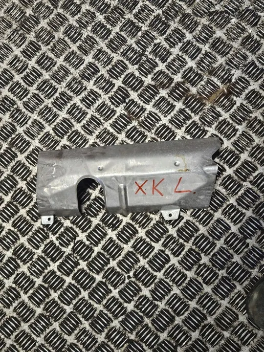 Jaguar XK/XKR Front Abgashitzeschild OEM 5w939y427ab image 9