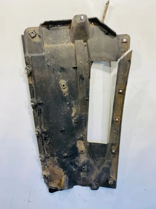 Onderbodenschild rechts voor Peugeot 508 OEM #217 image 4