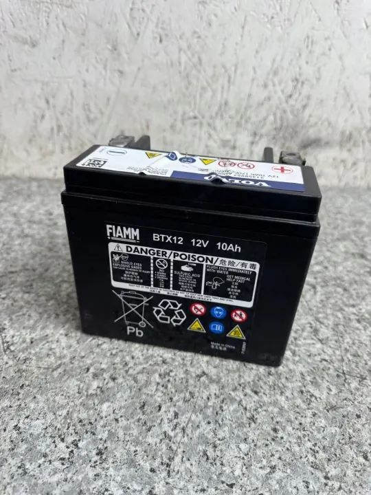 Volvo OE Hulpbatterij 31358957 10Ah Gebruikt image 4