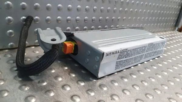 OEM 2138600702 Linker Rücksitz Airbag Mercedes E-Klasse image 3