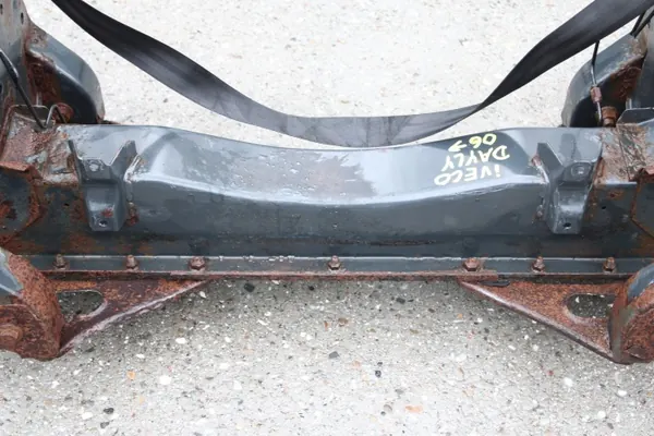 Viga suspensión delantera Iveco OE ZAWIESZENIE BELKA image 4