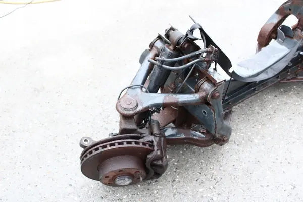 Viga suspensión delantera Iveco OE ZAWIESZENIE BELKA image 7