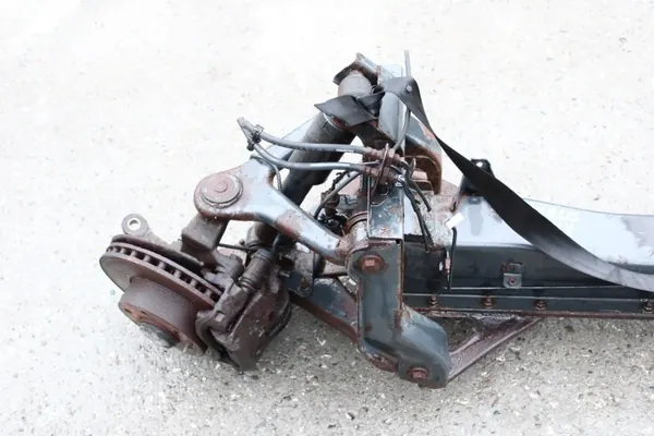 Viga suspensión delantera Iveco OE ZAWIESZENIE BELKA image 9