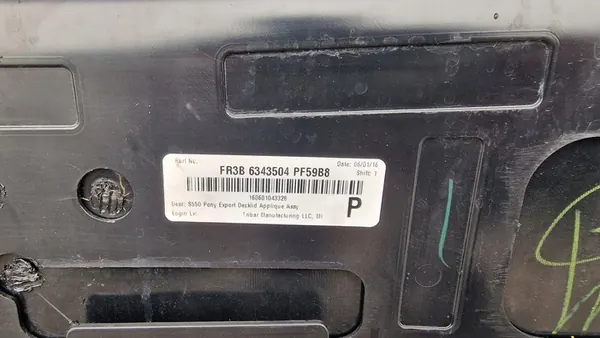 FORD MUSTANG 5.0 GT 2015-2018 Takaluukku image 7