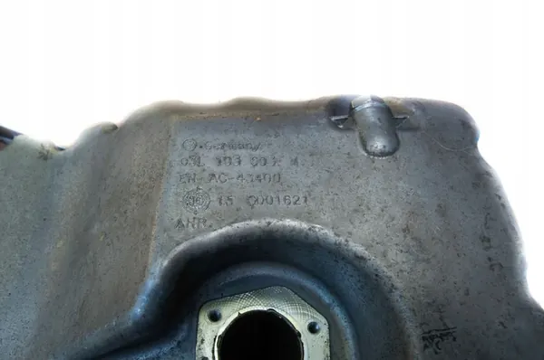 Oljesump Audi Seat Skoda VW 03L103603M OE image 2