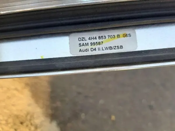 Audi A8 S8 D4 daklijst links OEM 4H4853703B image 3