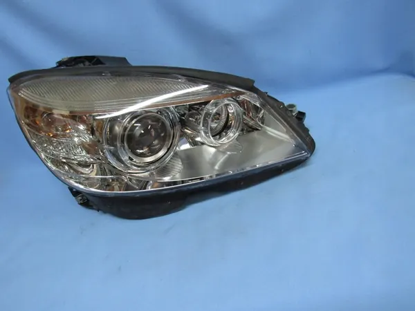 Rechter Koplamp Mercedes W204 Bi-Xenon Europa image 2