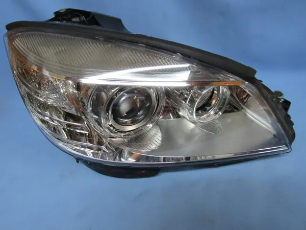Rechter Koplamp Mercedes W204 Bi-Xenon Europa image 4
