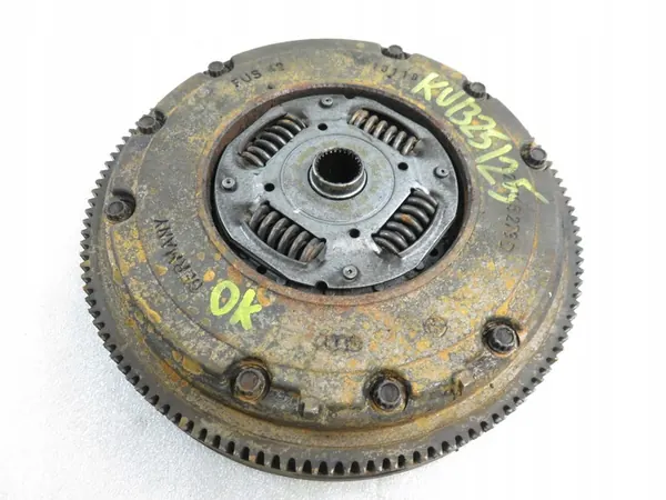 Volante VW Golf IV 1.6 image 2