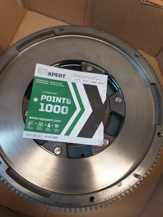 Schaeffler LuK vauhtipyörä 415 0583 10 image 4