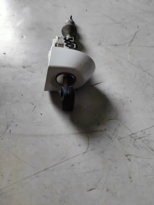 Inserção de fechadura BMW E90 E91 esquerda dianteira Alpinweiss image 2