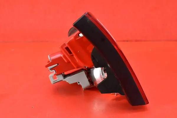 Luz trasera izquierda 8K9945093B Audi A4 B8 Kombi 07-11 image 5