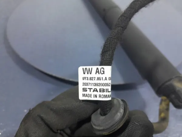 Porsche Cayenne III 9Y Actuateur Coffre OEM 9Y3827851A image 5