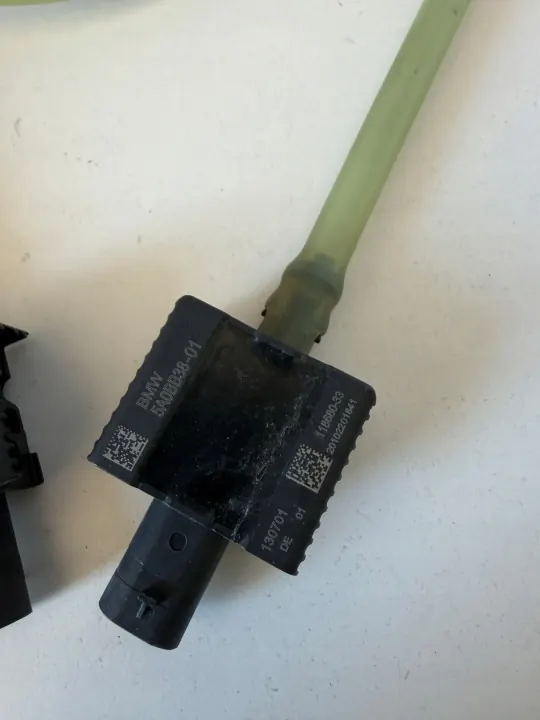 BMW Voetgangersbeschermingssensor OEM 5A0BB38 image 3