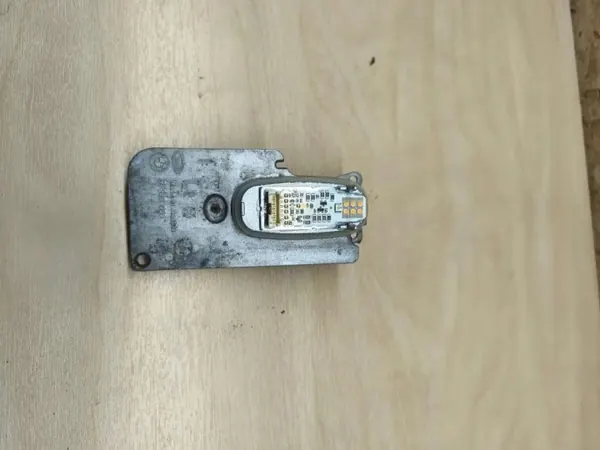 Module LED Clignotant Droit OEM 7339056 BMW image 5