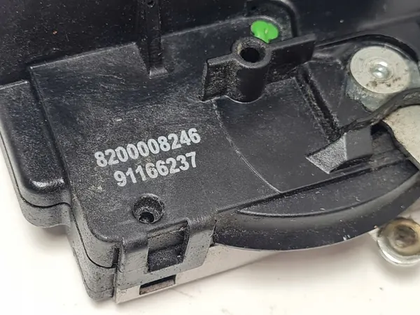 Vänster framdörrslås NISSAN PRIMASTAR MINIBUS (X83) OEM image 9