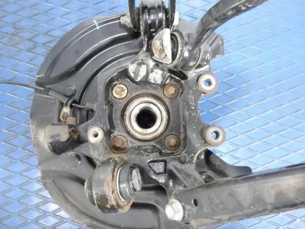 BMW X3 F25 taka-akselinivel vasen OEM Ambit-456080- image 3