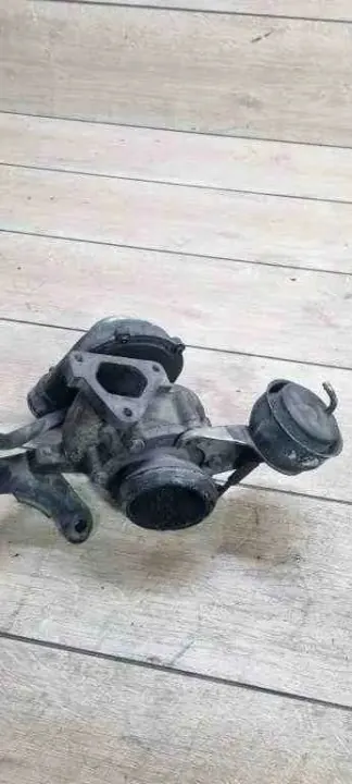 Turbo MERCEDES VITO W639 6460960699 2.15L diesel image 4
