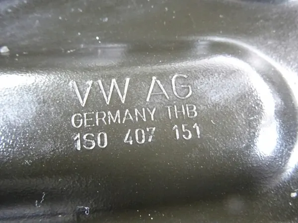 VW UP 1.0 MPI Braccio di Sospensione Anteriore Sinistro 1S0407151 image 8