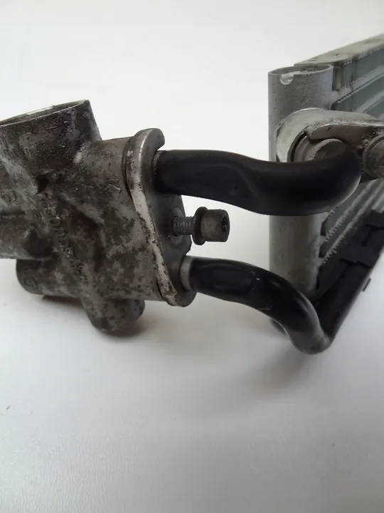 Enfriador de aceite 7P0317019A VW Touareg Porsche Cayenne image 6