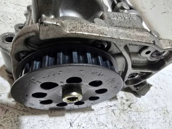 Volkswagen OE 04L145208P oljepump image 7